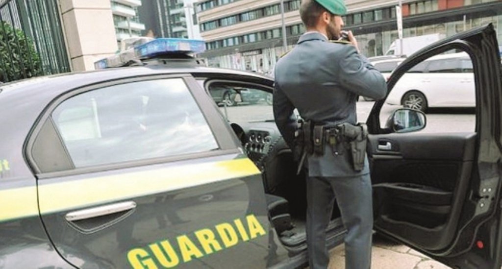 Misilmeri, sequestrate 3 mila mascherine dalla Guardia di Finanza (VIDEO)