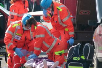 Ha un malore e muore mentre fa benzina, tragedia a Boccadifalco