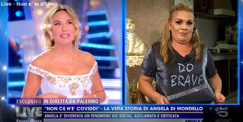 Angela Chianello in diretta a Live non è la D'Urso: "Sbagliato dire che non c'è Covid"