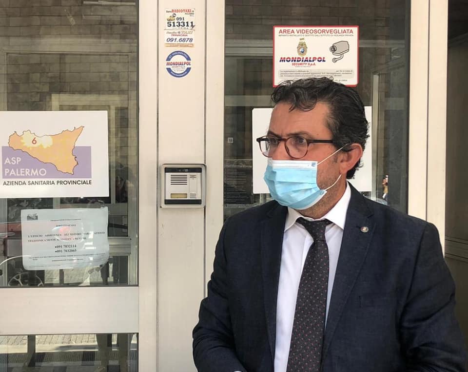 A Partinico positivo il senatore Mollame, ha partecipato a un corteo