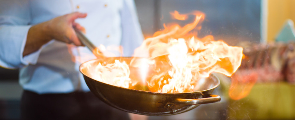 Fuori pericolo la sposa di Borgetto ustionata dal flambè