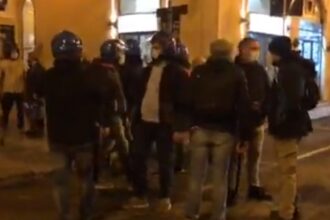 Palermo, degenera in guerriglia la protesta contro le chiusure