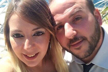 Piera Napoli ammazzata da decine di coltellate, ha cercato di difendersi. L'autopsia