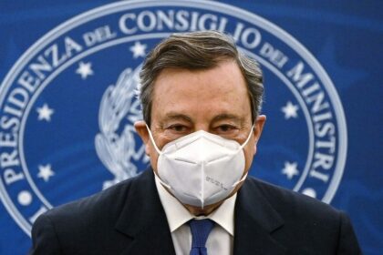 La bozza del decreto, qualche riapertura ma restrizioni fino a luglio