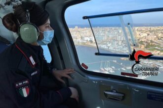 Drone dei carabinieri scopre bisca in zona rossa, 15 persone multate