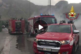 Incendio alla Moarda, ricominciano gli incendi ad Altofonte