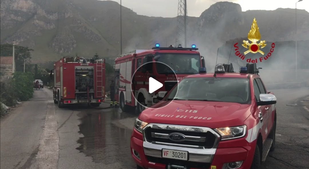 Incendio alla Moarda, ricominciano gli incendi ad Altofonte