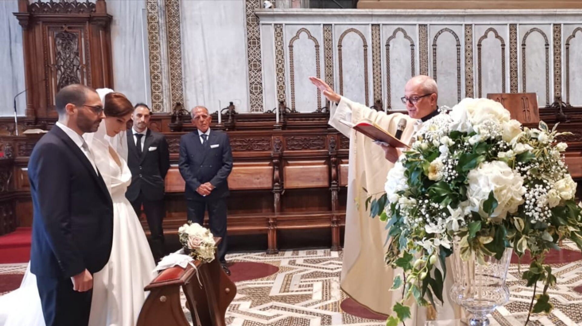 Matrimoni senza festa in attesa del via libera, a Monreale le prime nozze