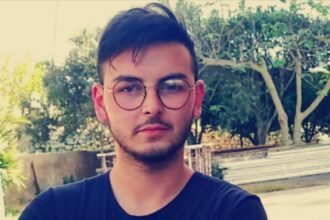 Incidente in moto mentre torna dal funerale di un amico, muore Thomas Frasca