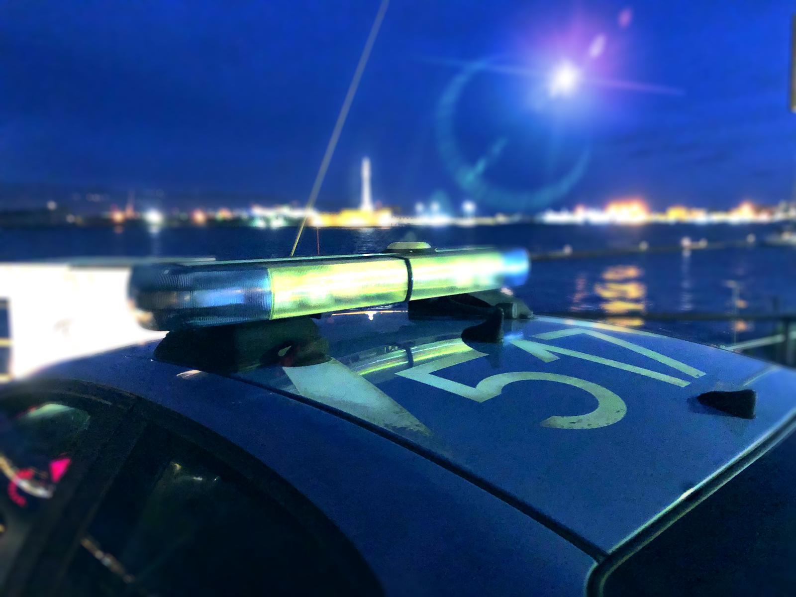 Blitz della Polizia, in 300 ballano senza mascherina, sequestrato lido a Isola delle Femmine