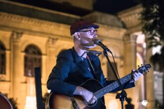 Aggredito brutalmente a Palermo il cantante Hotze Convalis, ha difeso un'amica