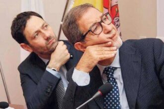 Arrivano restrizioni per i Comuni con più No Vax, boom di casi in Sicilia