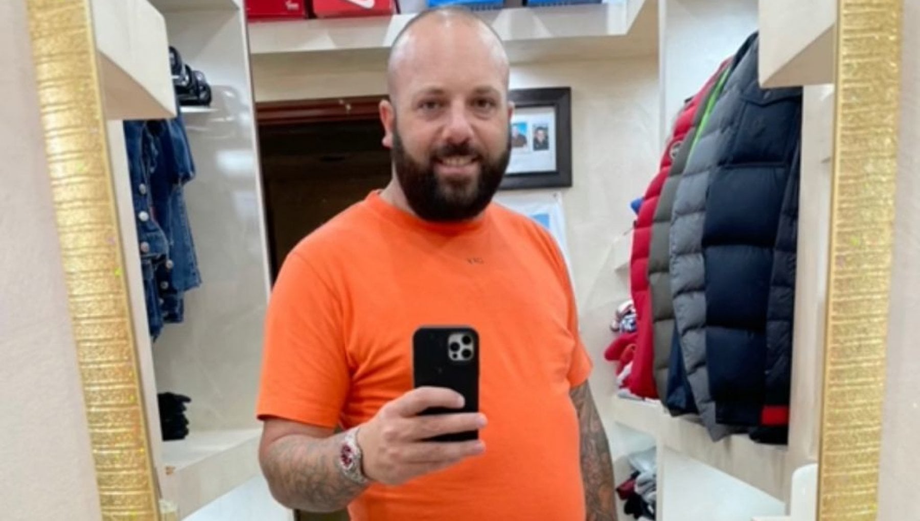 Spacciatore ai domiciliari gode su Tik Tok: “Me l’avete suc…”, portato in carcere