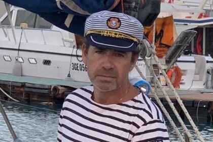 La scomparsa in mare di Andrea Taormina, trovati pezzi di barca a Castellammare