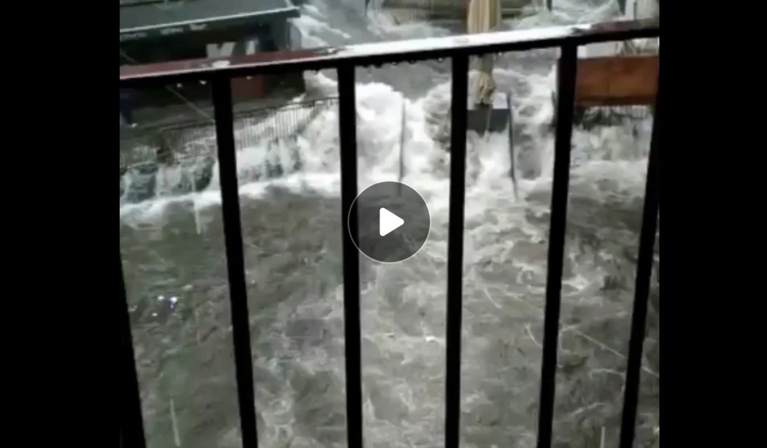 A Catania c'è l'inferno, città in ginocchio dopo bomba d'acqua (VIDEO)