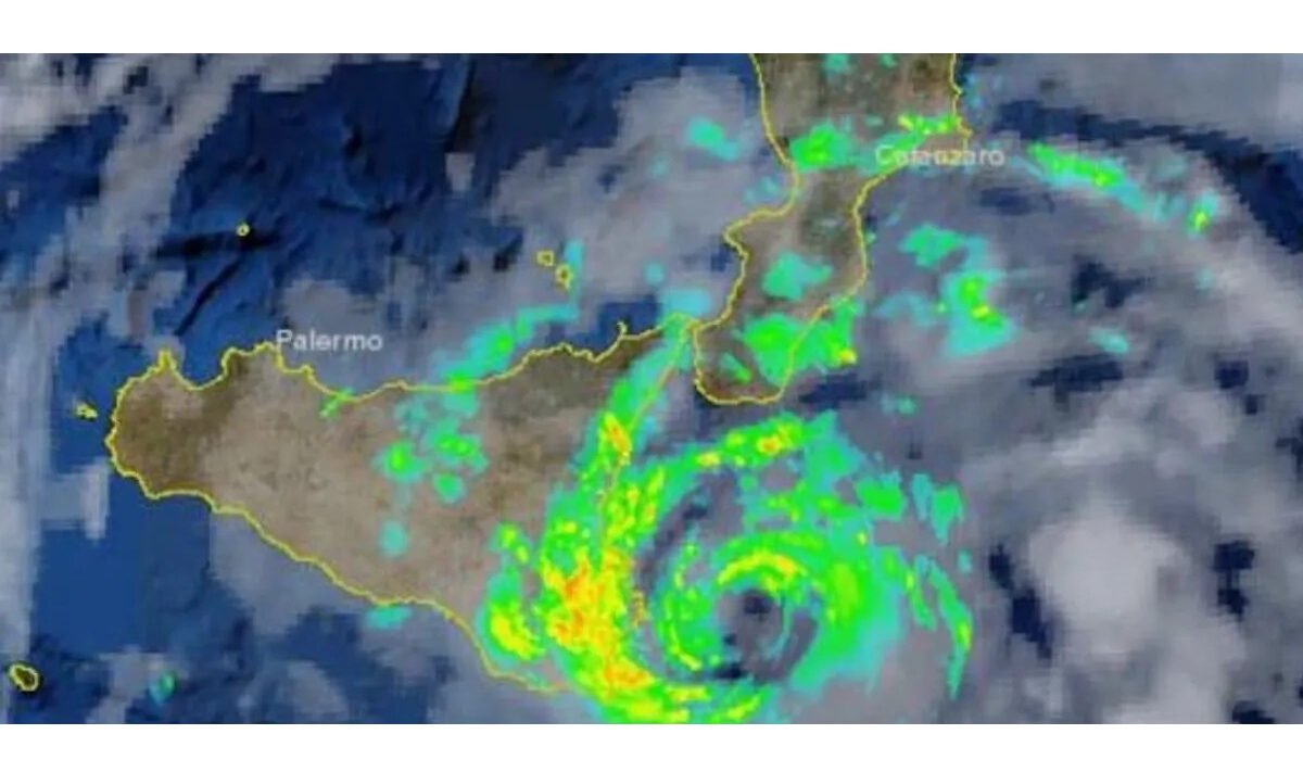 Allerta meteo in Sicilia, atteso dal mare uragano di categoria 1