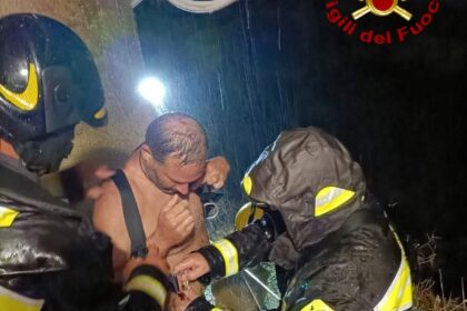 Il Medicane semina paura in Sicilia, due dispersi a Scordia, miracolo ad Alcamo dei Pompieri