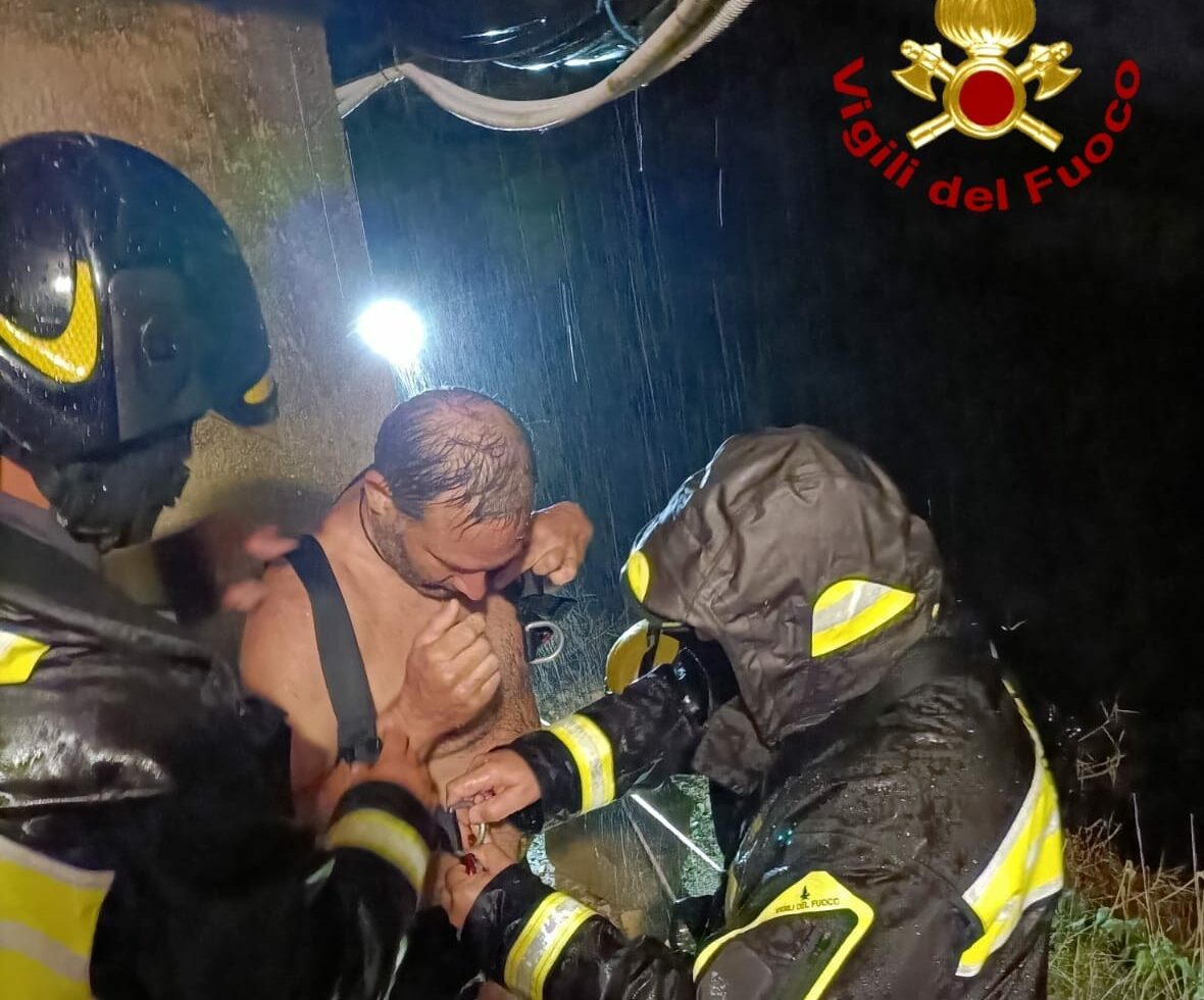 Il Medicane semina paura in Sicilia, due dispersi a Scordia, miracolo ad Alcamo dei Pompieri