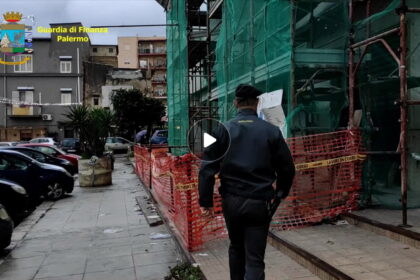 Operai in nero e col Reddito di cittadinanza in cantiere edile di Palermo