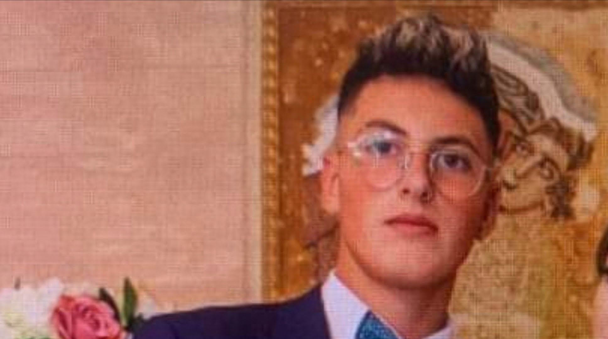 Ancora una tragedia, 15enne cade con lo scooter e muore