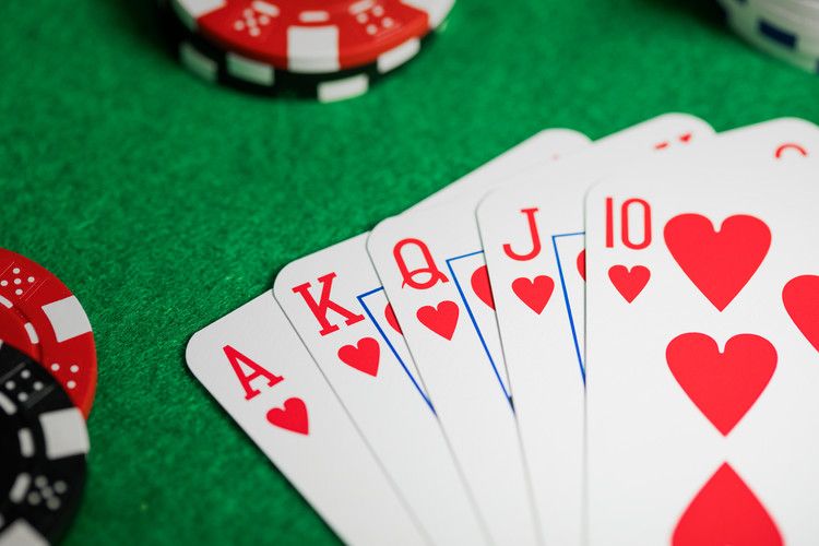 Storia del poker: dalle origini ai giorni nostri