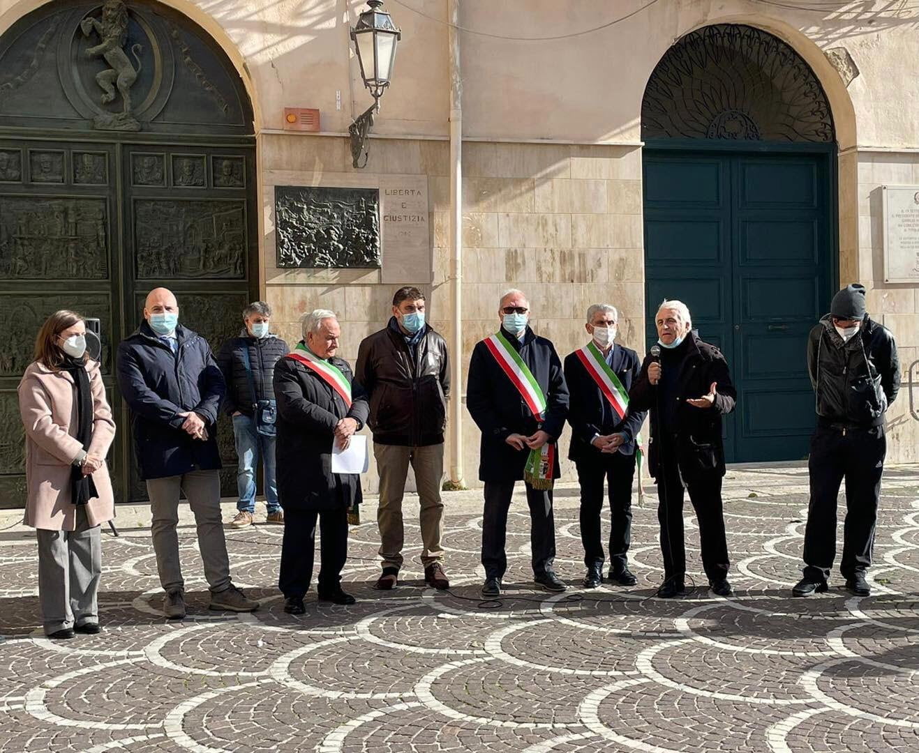 Strade Corleonese e Valle Jato a pezzi, mobilitazione dei sindaci