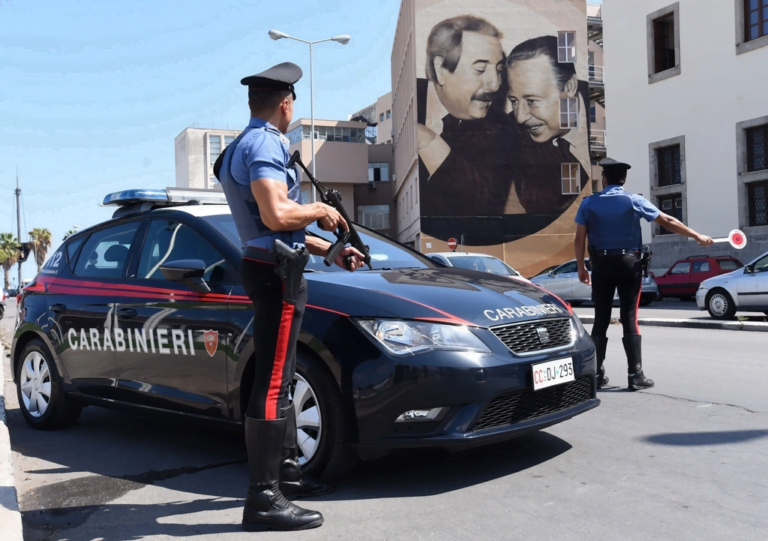 Foto Carabinieri del Nucleo Radiomobile di Palermo