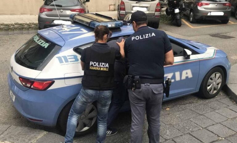 arresto squadra mobile e volanti1 1024x620 1