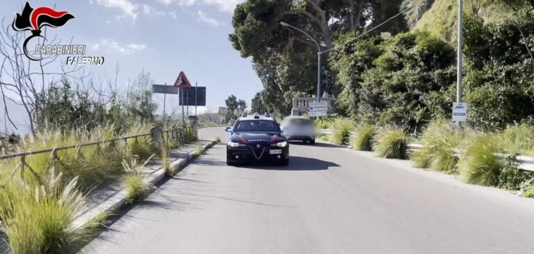 monreale violenza sessuale arresti
