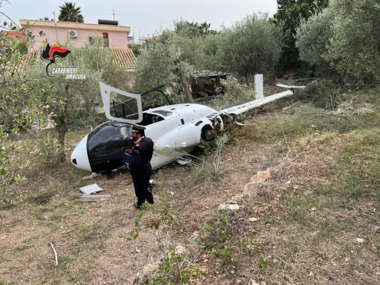 elicottero precipitato a Noto