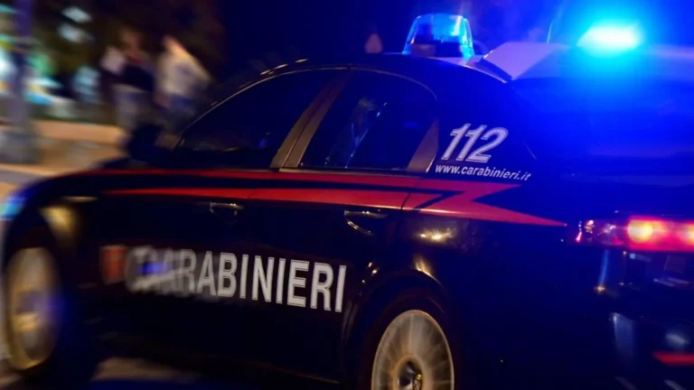 musica alta alluna di notte a sala e a biella servono i car kjTZigo original