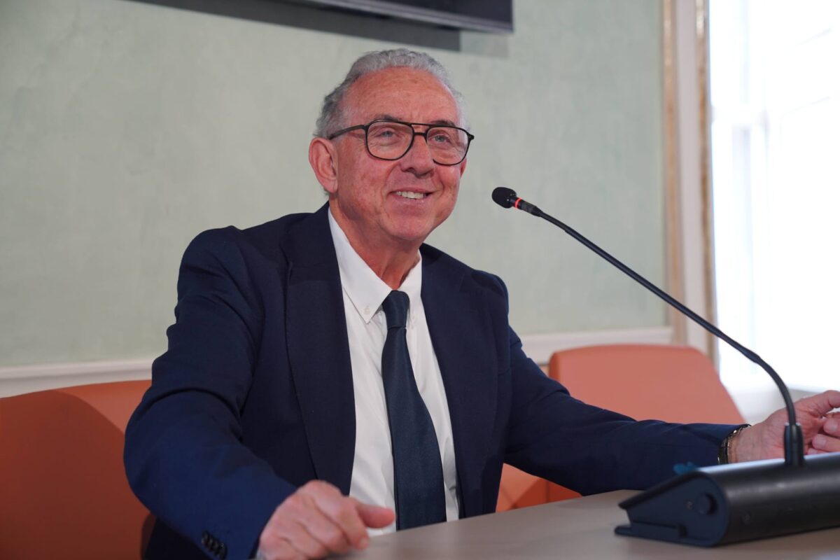 La Sicilia vuole vietare i cellulari ai bambini, la legge è pronta all'Ars 2 Carlo Gilistro2