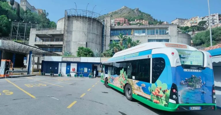 bus Asm taormina lumbi 17 05 24 foto 1