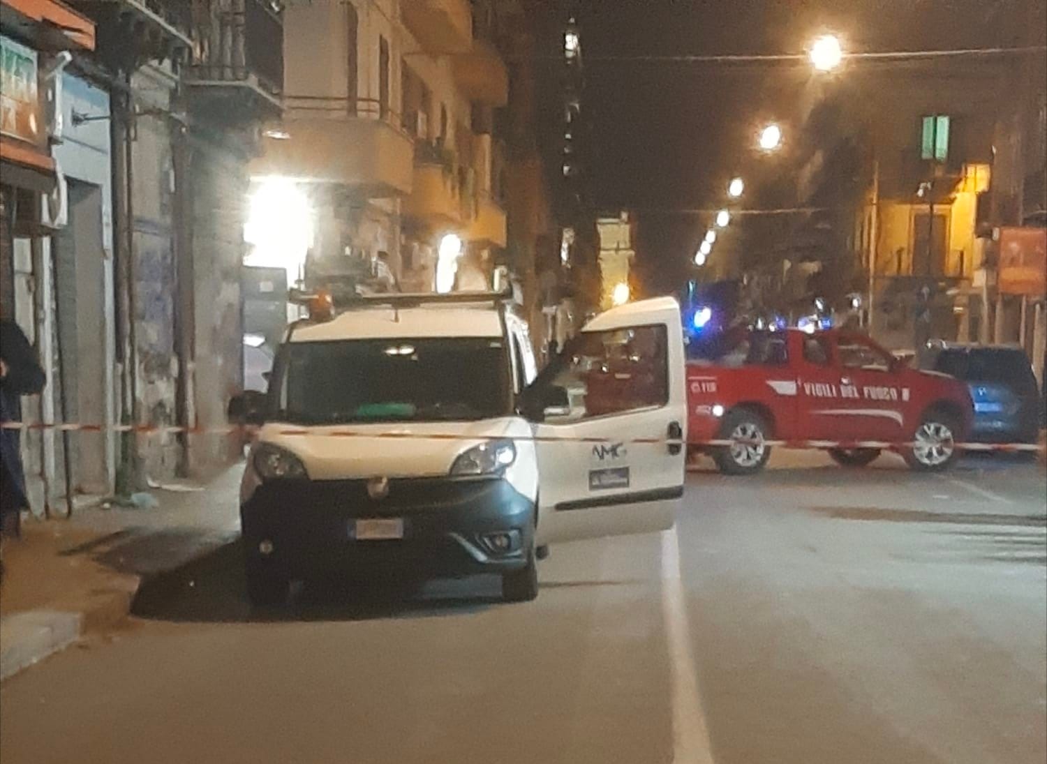 Fuga di gas in via Oreto a Palermo, strada chiusa
