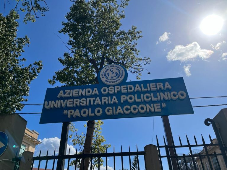 insegna ingresso policlinico