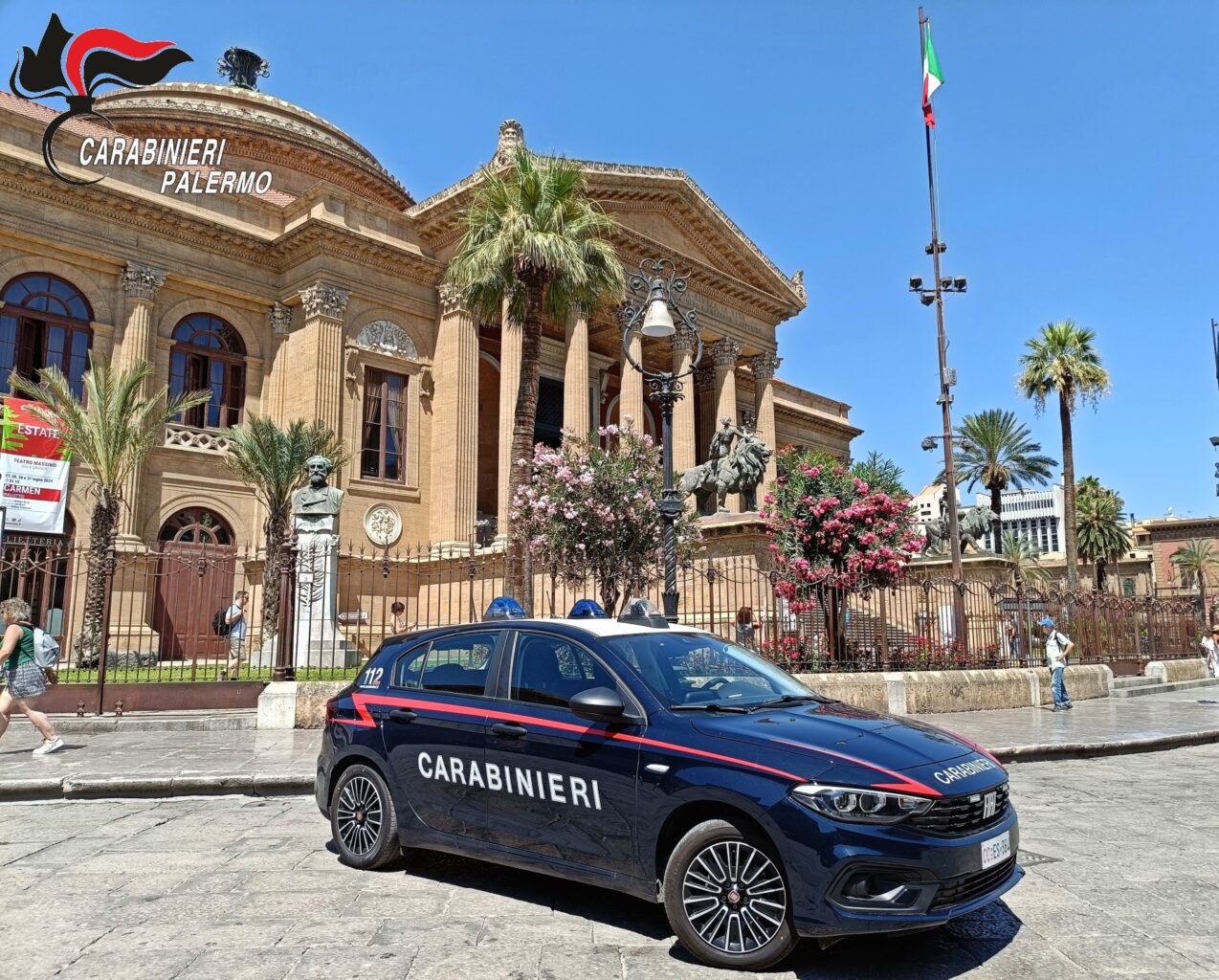 Piazza verdi con logo