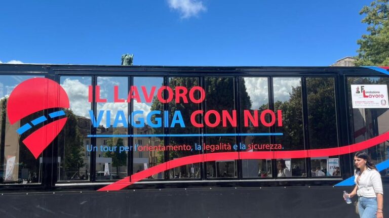 truck tour alla lizza obiettivo formazione e orientamento dei giovani