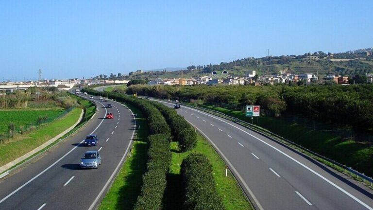 Soldi spariti ai caselli autostradali sella Sicilia: 5 dipendenti Cas nei guai