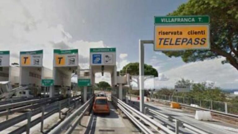 Intascavano i soldi dei caselli autostradali col trucco del biglietto "scambiato", 6 esattori indagati