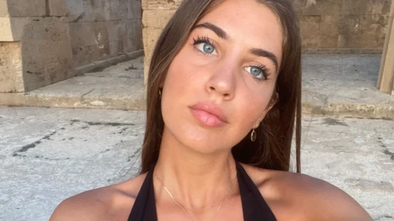 Parlava con la zia al telefono, poi il silenzio: Sofia Barillà trovata morta a 20 anni