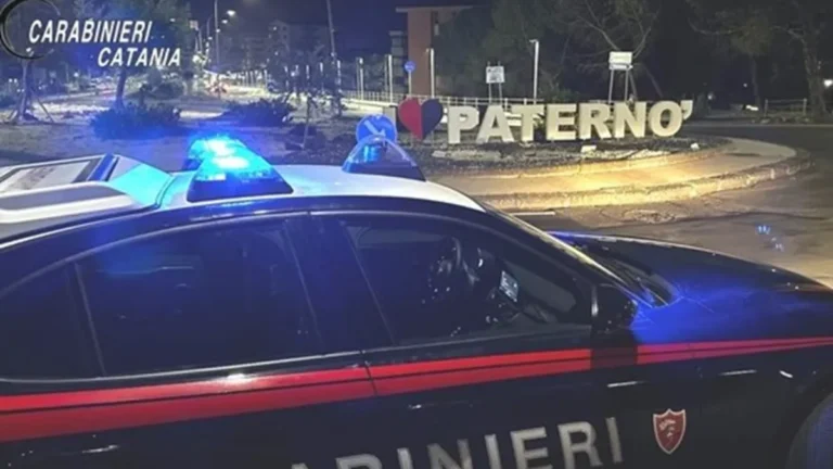 Va in escandescenza in casa, rompe un vetro e muore dissanguato, vittima un 37enne